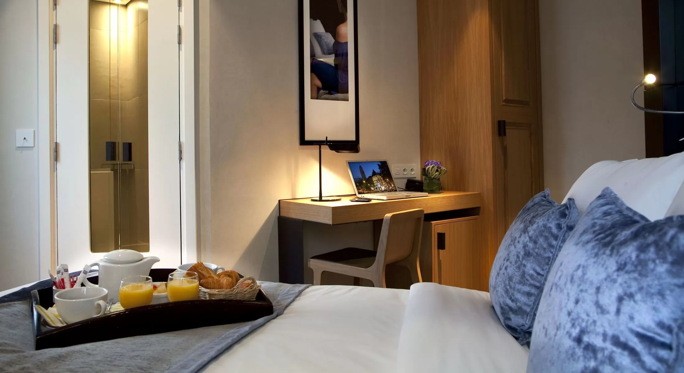 Hotel Marceau Champs Elys&eacute;es
