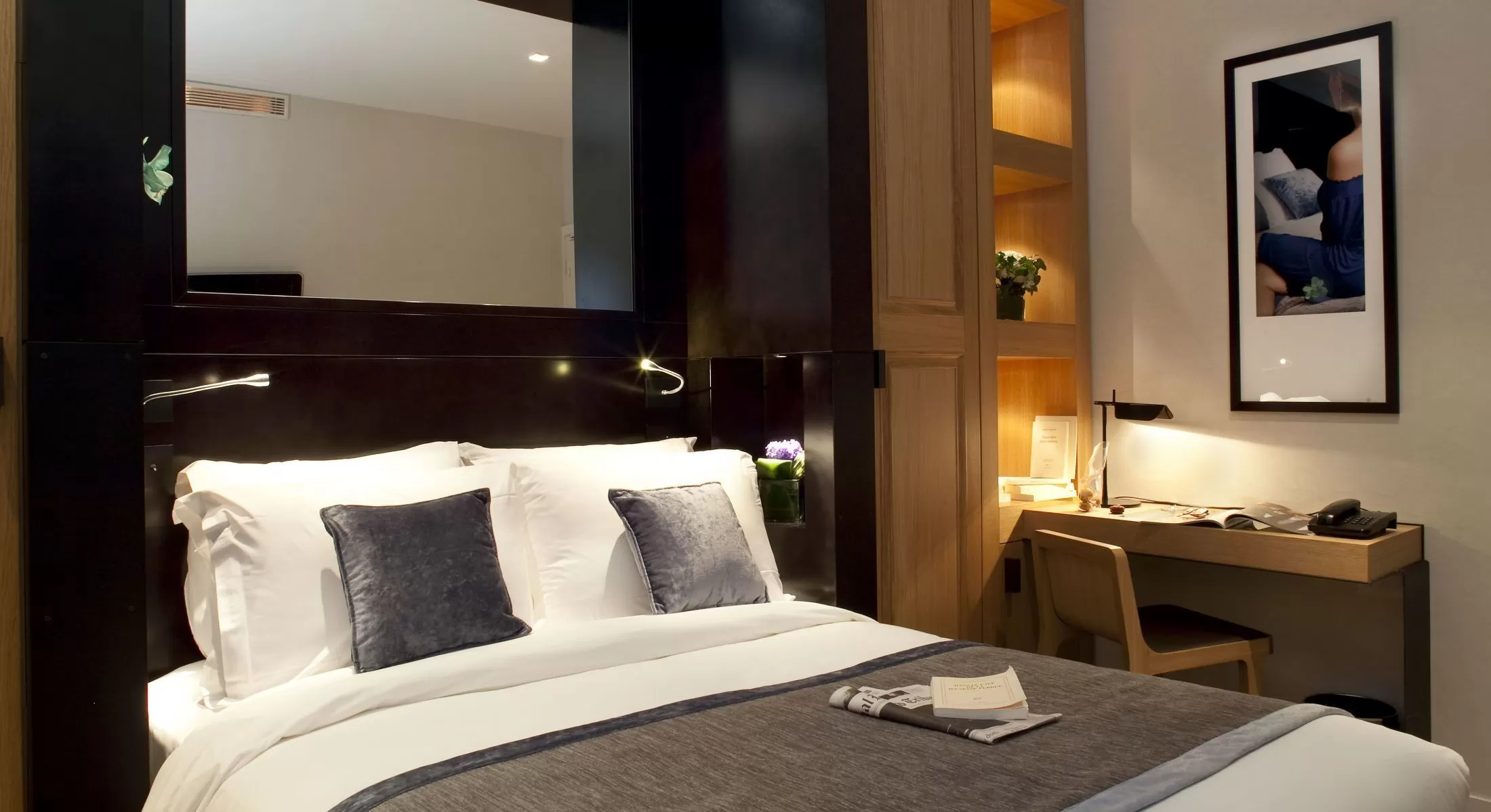 Hotel Marceau Champs Elysées - Superior Room