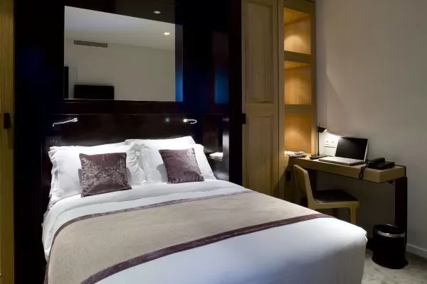 Hotel Marceau Champs Elysees Paris