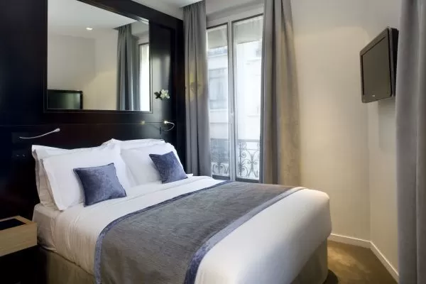 Hotel Marceau Champs Elysees Paris