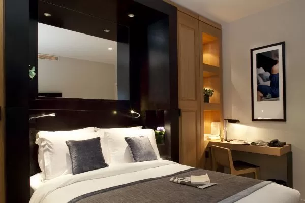 Hotel Marceau Champs Elysees Paris