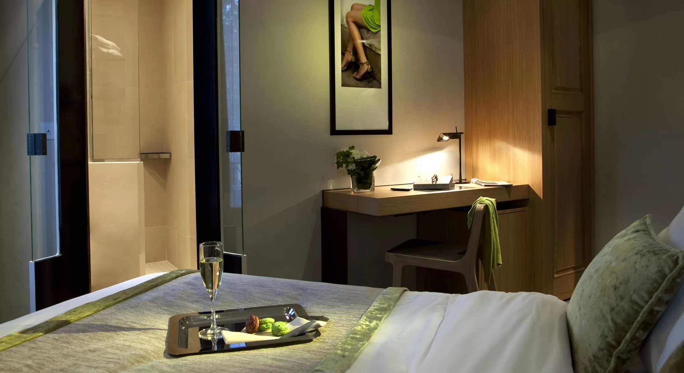 Hotel Marceau Champs Elysées - Superior Room