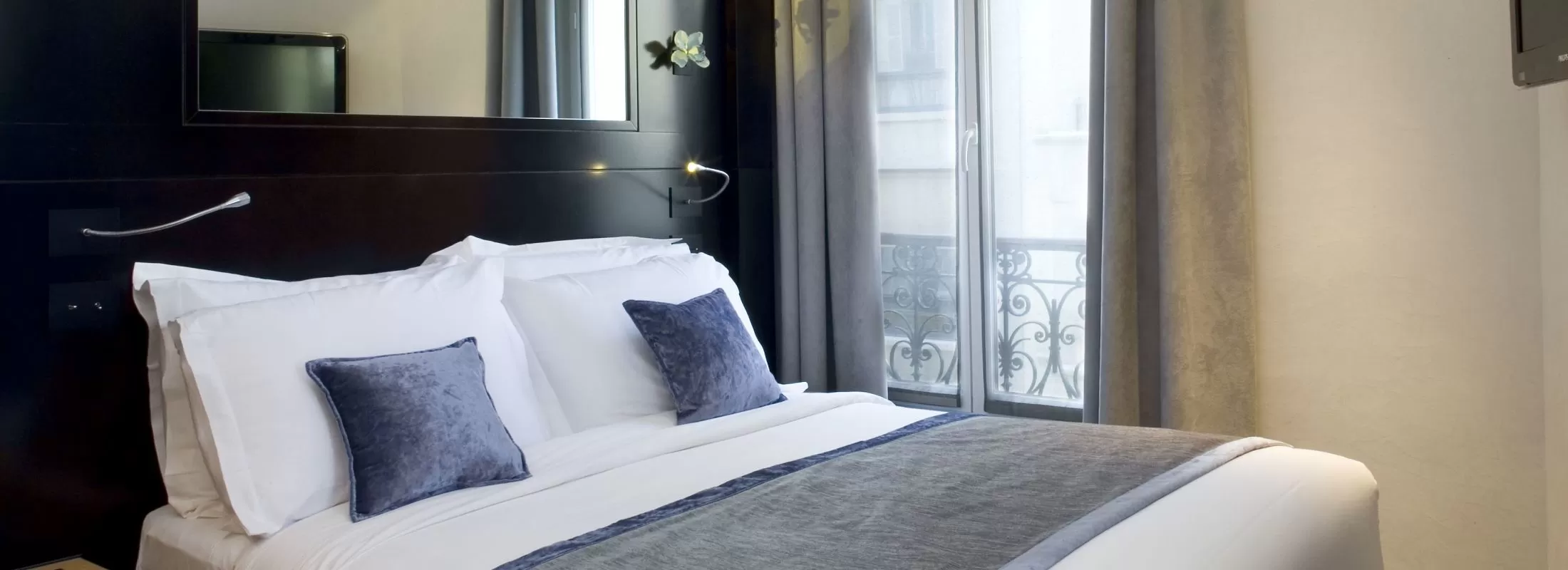 Hotel Marceau Champs Elys&eacute;es